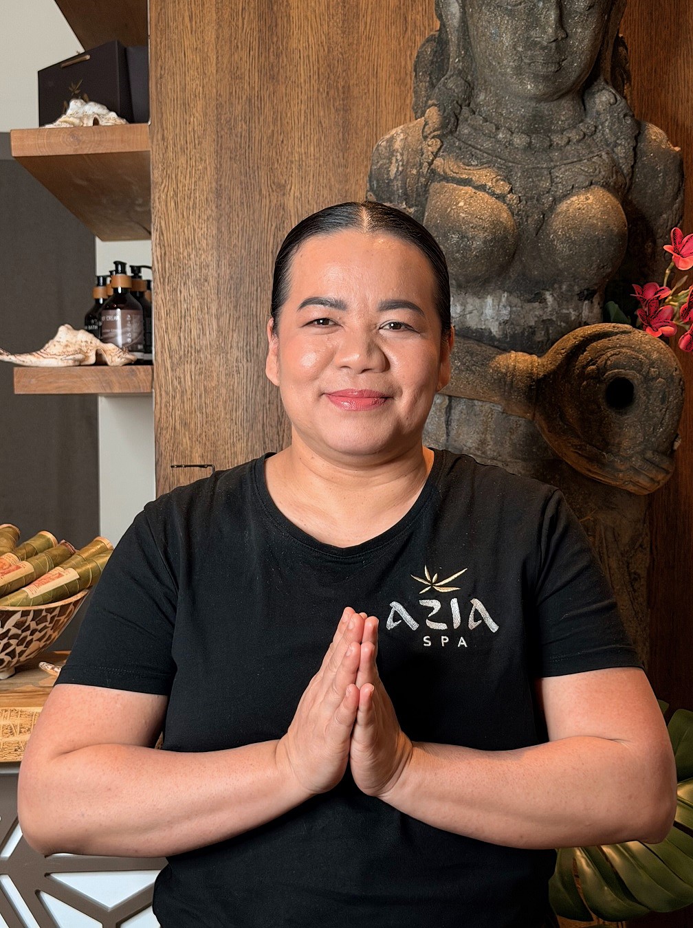 Azia spa masažo meistrė