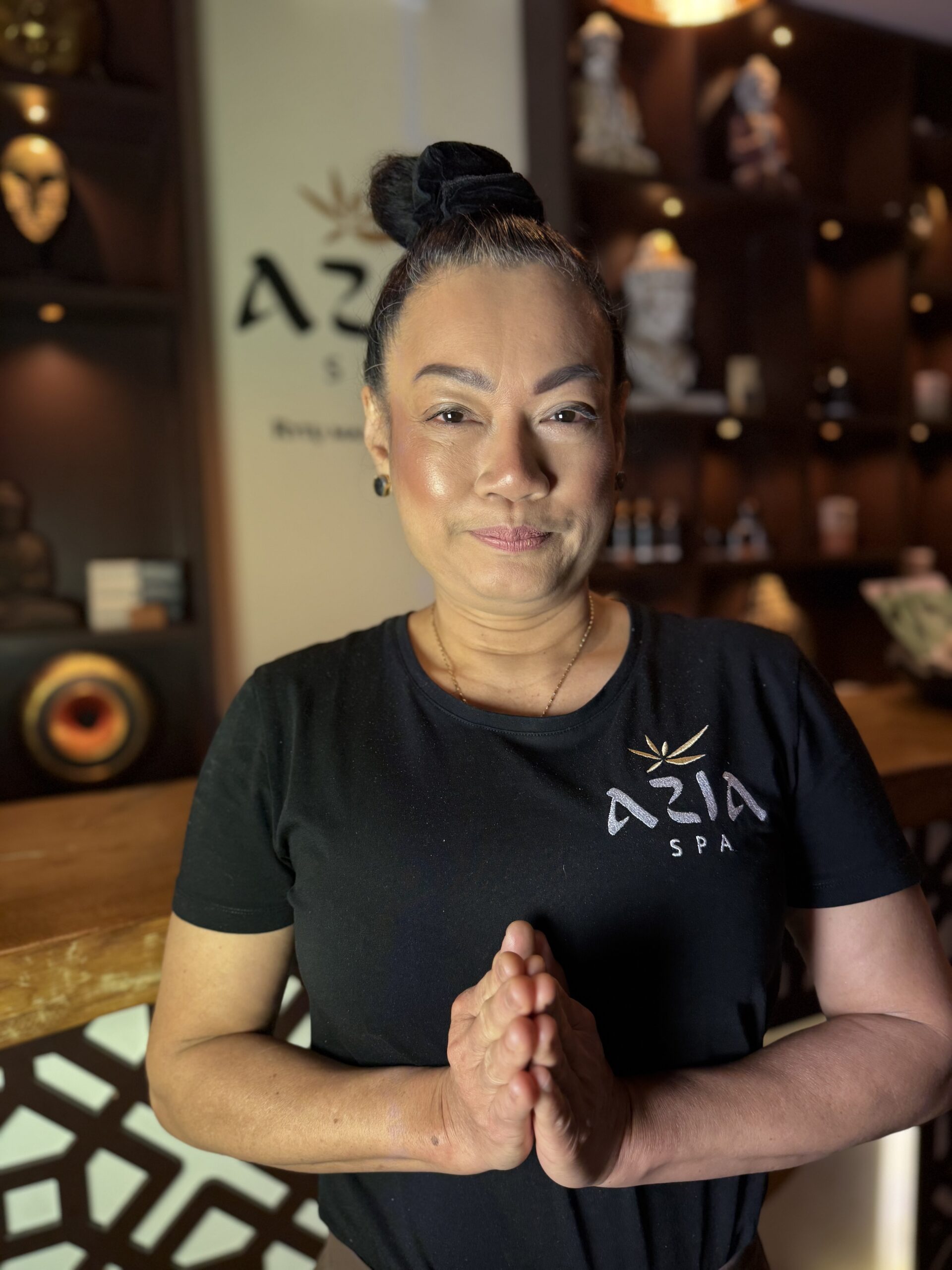 Azia spa tailando meistrė iš Odminių