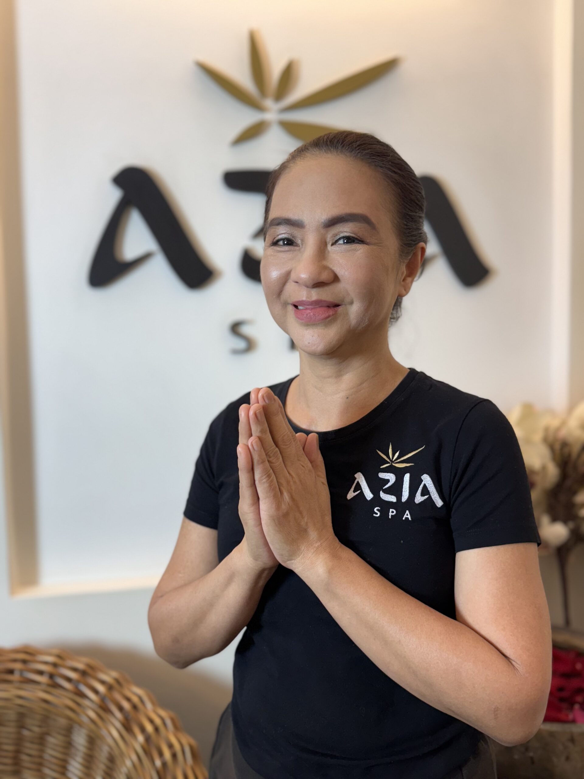 Azia spa masažo meistrė iš tolimojo Tailando Suttapa