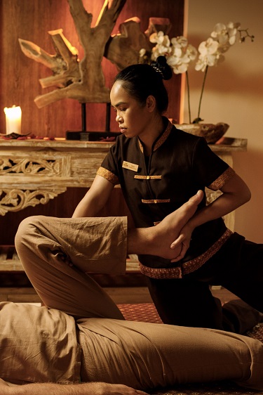 Azia Spa Rytų masažo namai – tailandietiški masažai ir SPA rinkiniai poroms ir dovanų kuponai